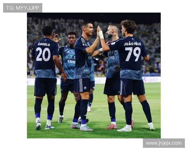 利雅得胜利客场对阵阿首发名单公布C罗缺阵马内科曼菲利克斯均坐替补